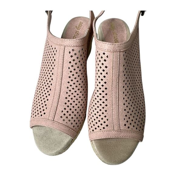 Easy Street Comfortable Pink Peep-Toe Laser Cut Sandals Wedge Espadrille Sz 8 - Picture 3 of 7